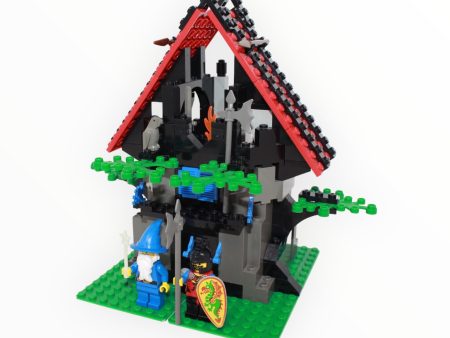 Used Set 6048 Dragon Knights Majisto’s Magical Workshop Hot on Sale