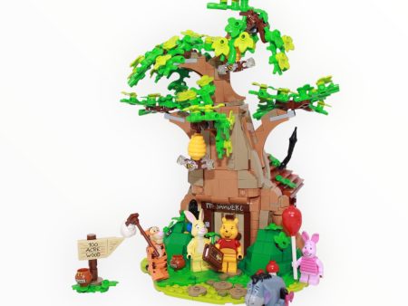 Used Set 21326 LEGO Ideas Winnie the Pooh Fashion